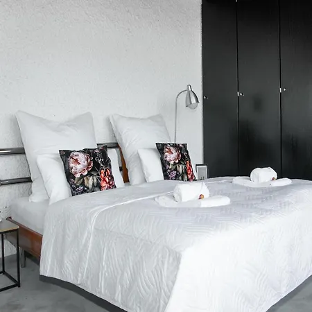 In Koblenz With Rhine Views & Sauna Weitersburg