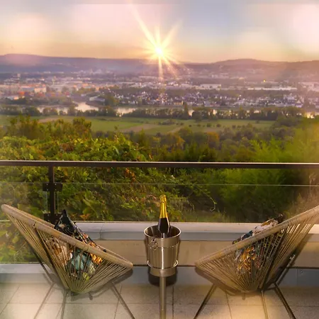 In Koblenz With Rhine Views & Sauna Semesterbostad Weitersburg